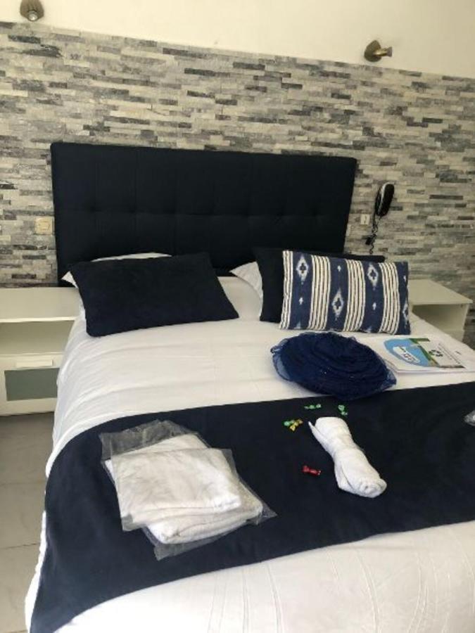 Hotel Les Mimosas Bormes-les-Mimosas Eksteriør bilde