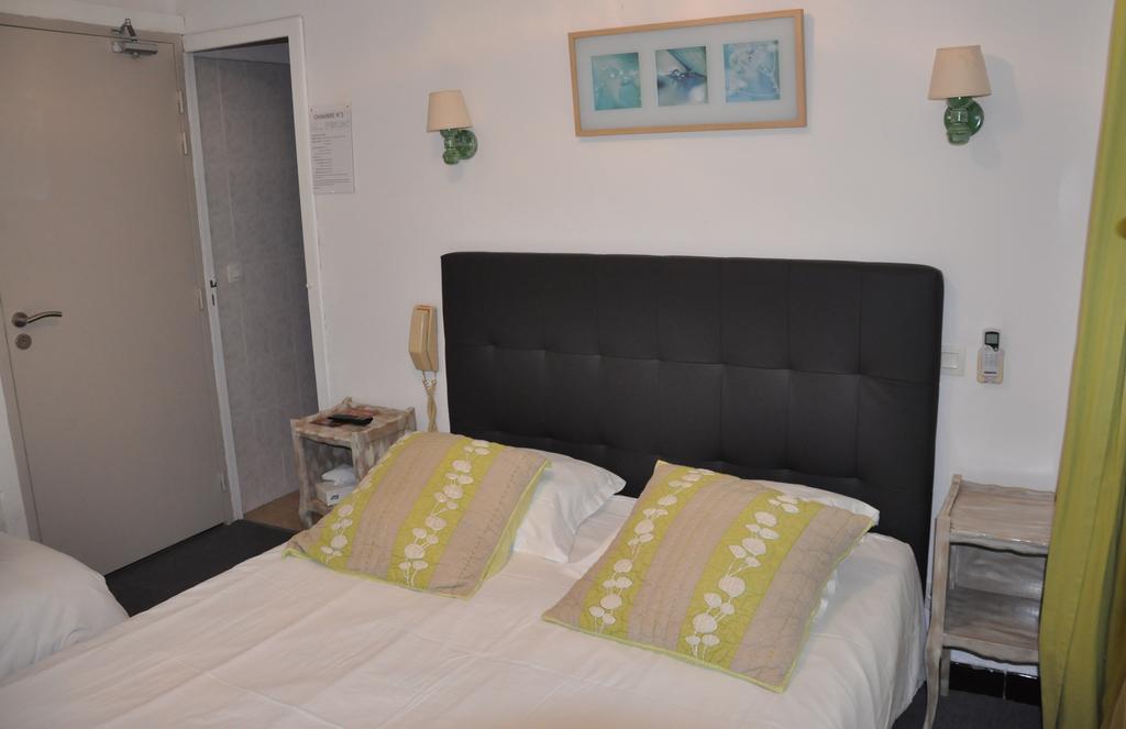 Hotel Les Mimosas Bormes-les-Mimosas Eksteriør bilde